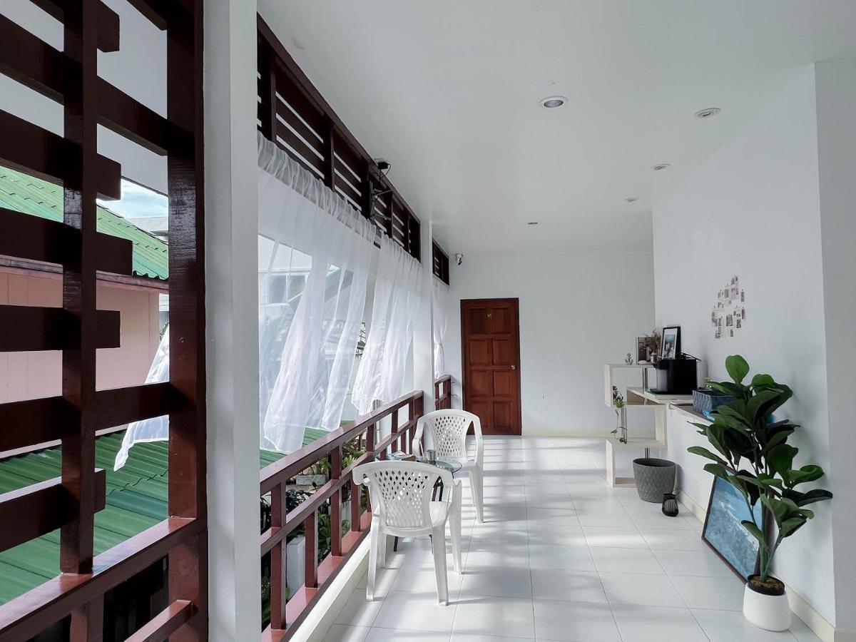 The 4 Blocks At Kata Noi Hotell Exteriör bild