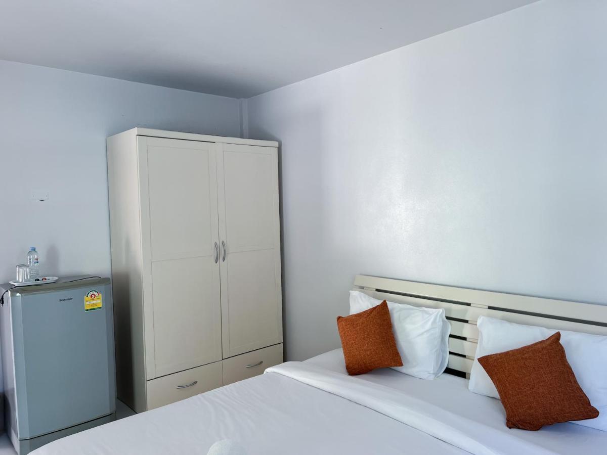 The 4 Blocks At Kata Noi Hotell Exteriör bild